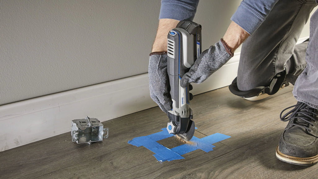 Cordless Oscillating Multi-Tool Kit with Two Batteries L511