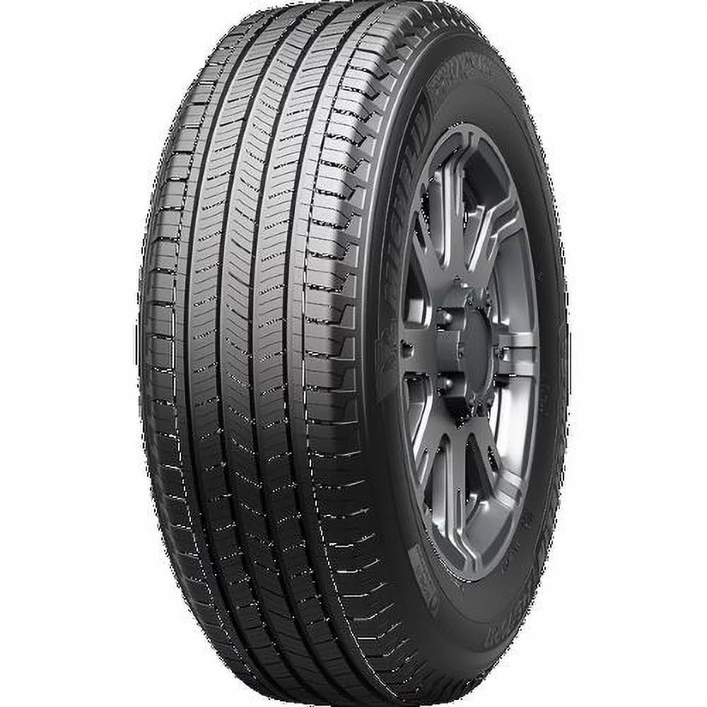 265/60-18 110 H Tire R687
