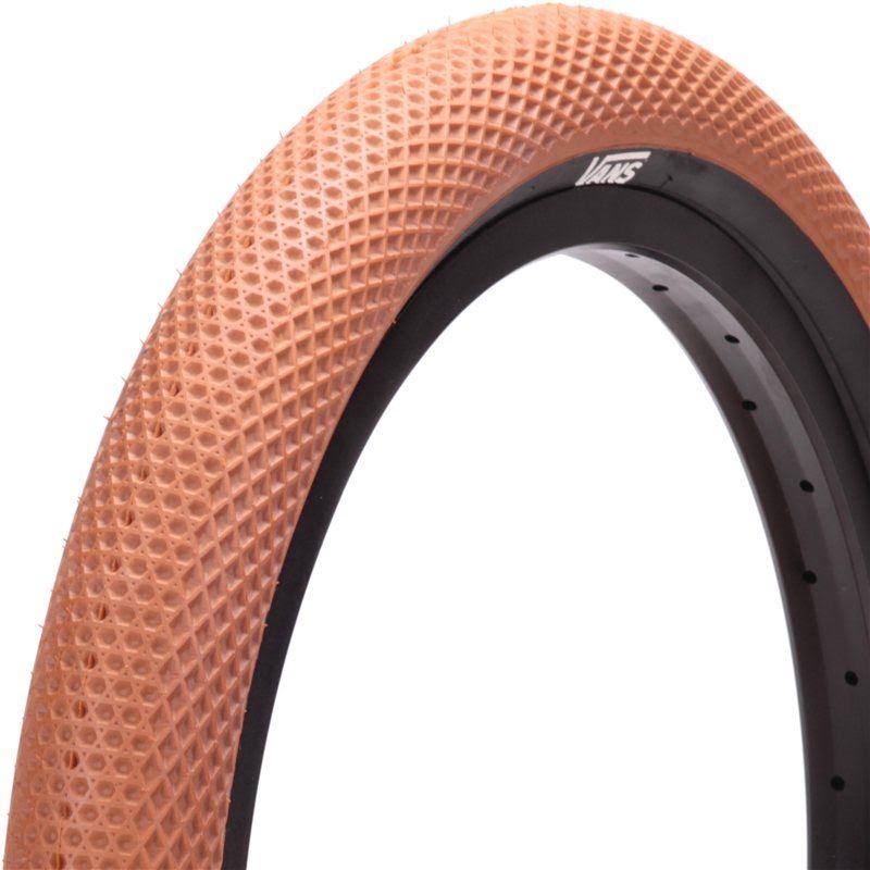 20 x 2.4 Clincher Wire Blue Camo/Black Tire R9832