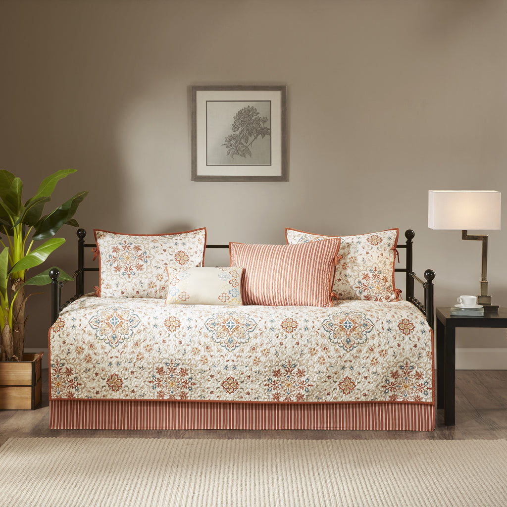 Ivory 6-Piece Reversible Daybed Cover Set N69258