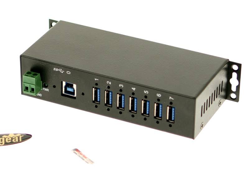 USB 3.0 7-Port Metal Case Hub A579