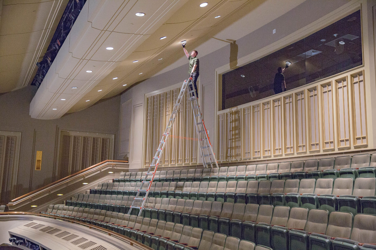 Aluminum Adjustable Stepladder 8' to 15' L565