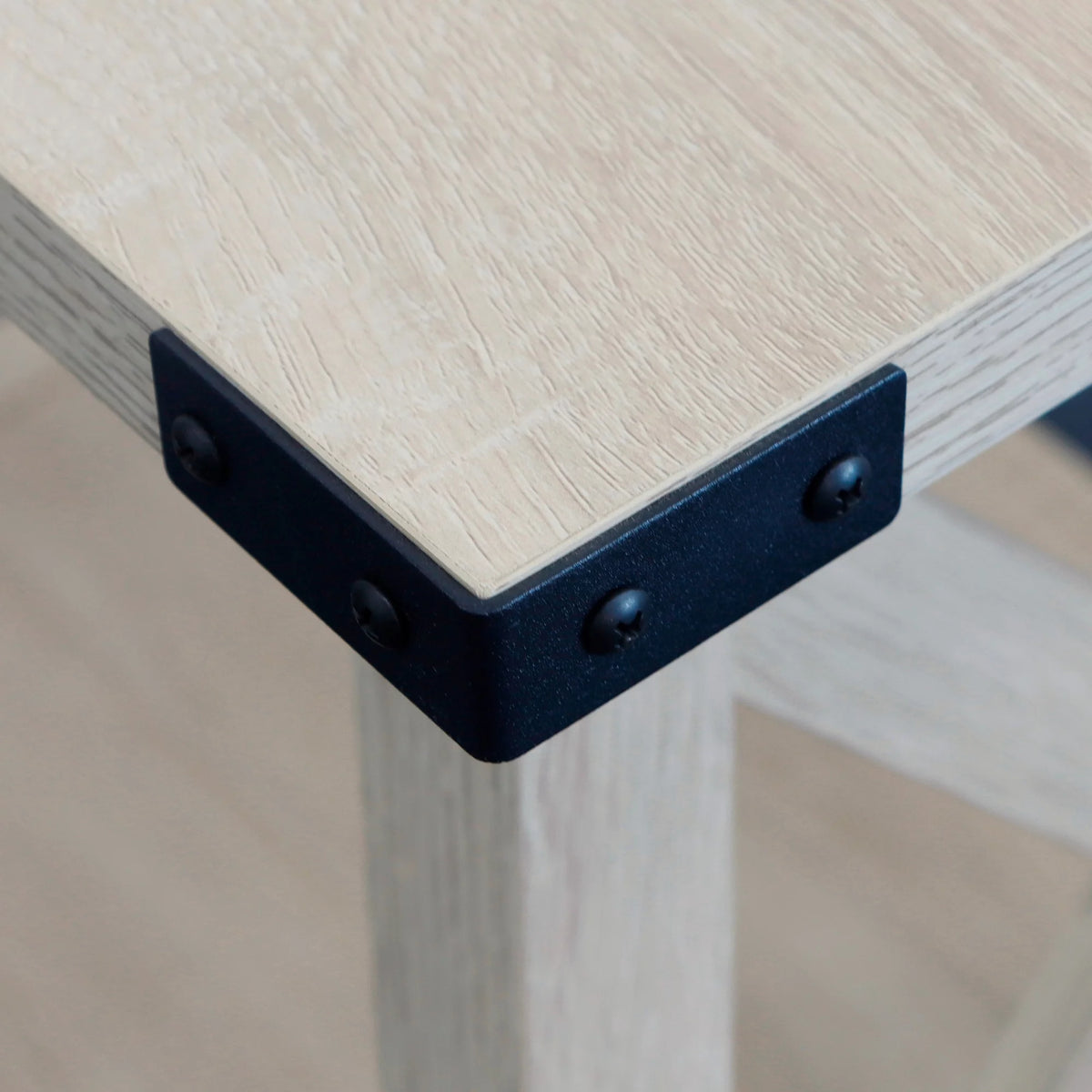 White Oak 2-Tier Wood End Table G8379