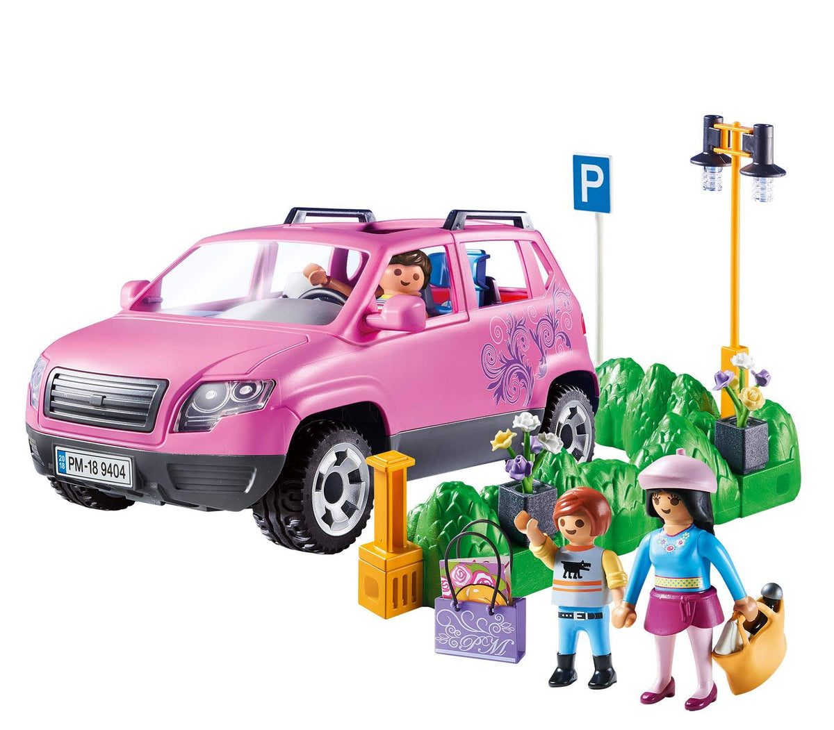 Family Car with Parking Space P433