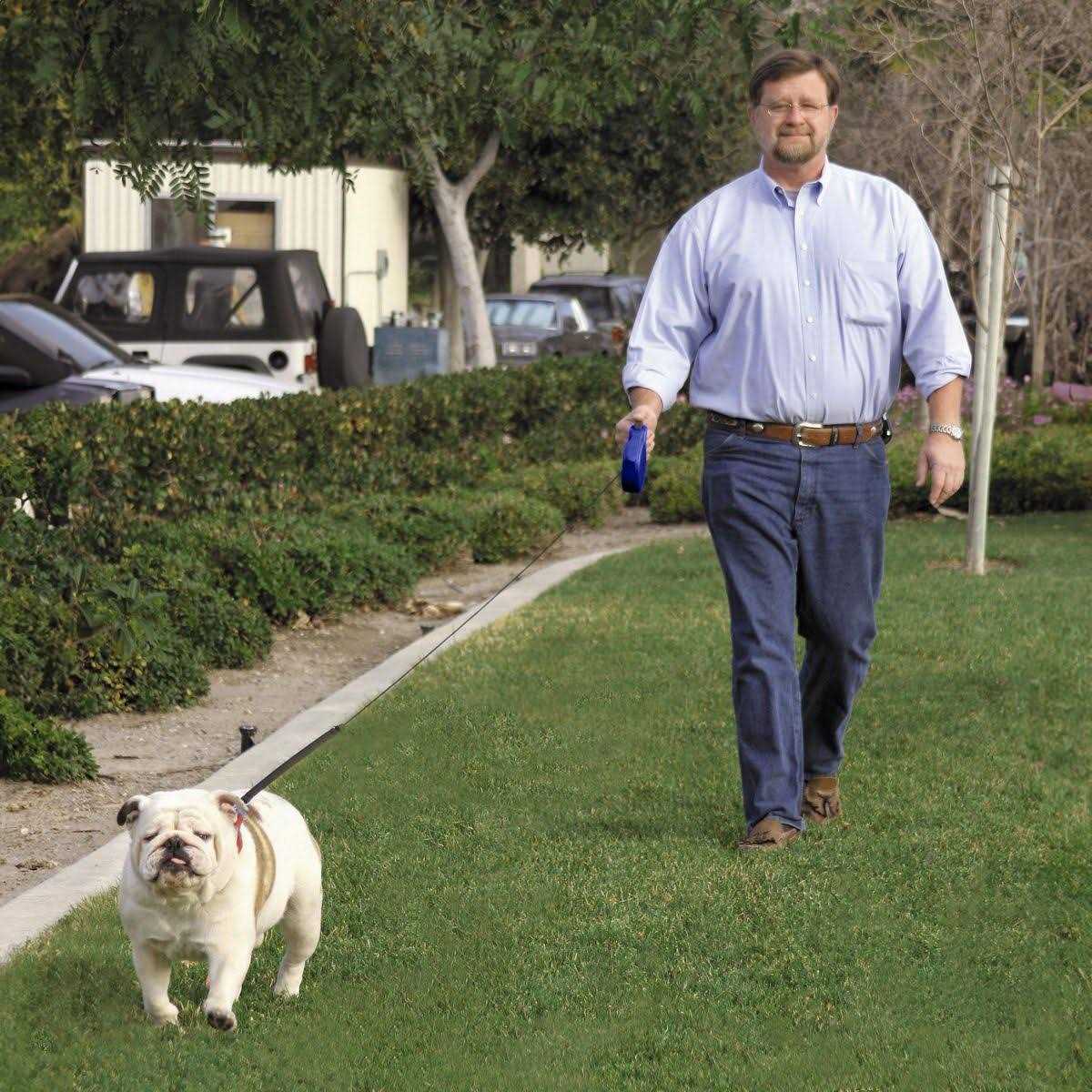 24 ft. Retractable Dog Leash M66864