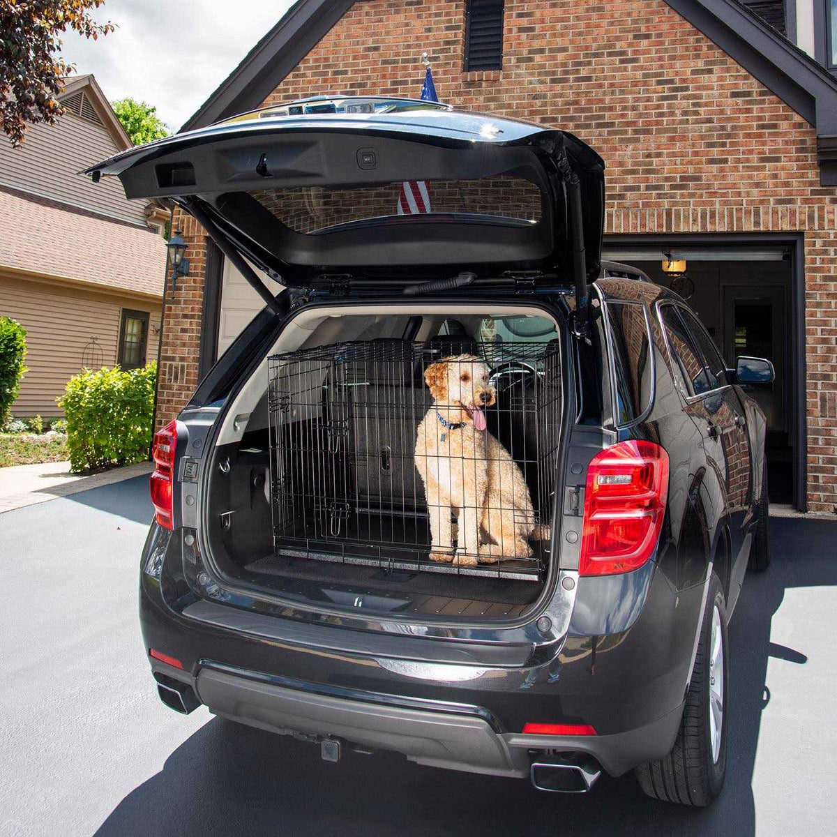 Single-Door Dog Crate K96909